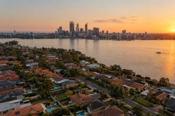 Perth house prices fall at a record pace after an 82% run